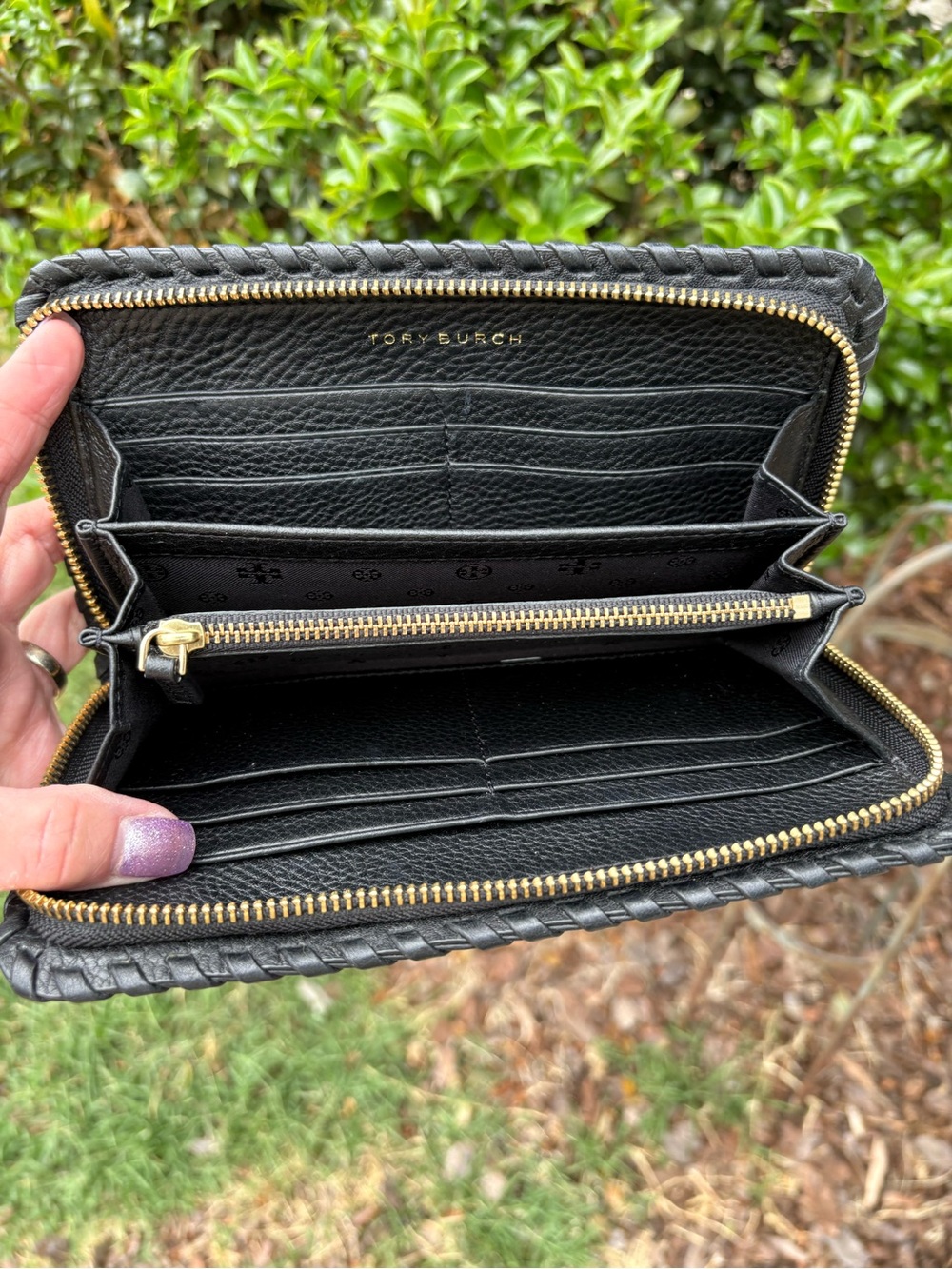Tory Burch Black Pebbled Leather Whipstitch Zip Wallet - Picture 10 of 10